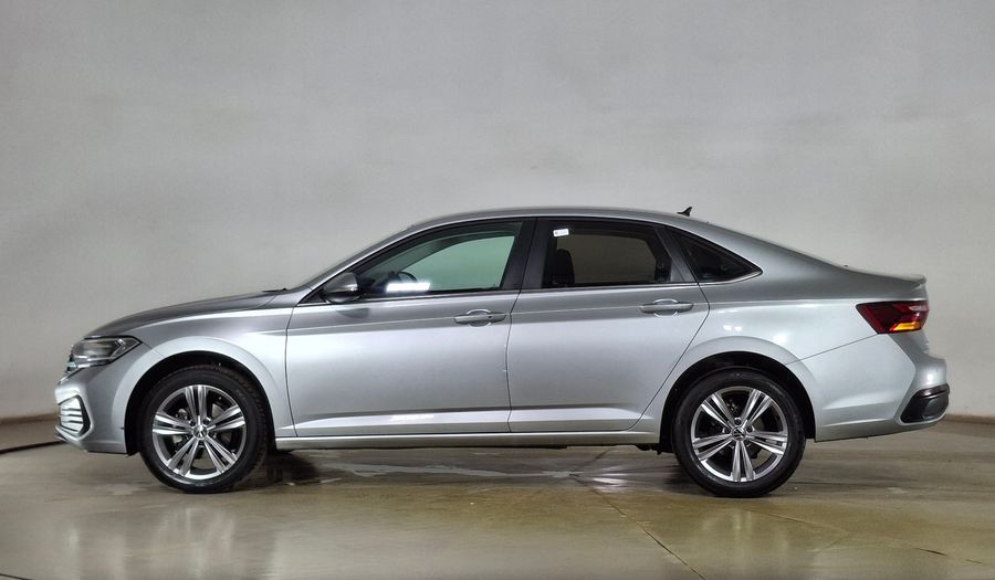 Volkswagen Jetta 1.4 TSI AUTO COMFORTLINE Sedan 2024