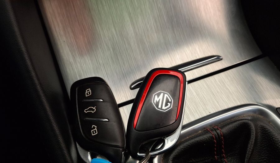 Mg Hs 1.5T DLX Suv 2021