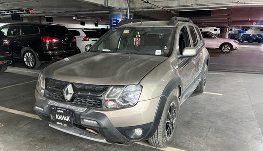 Renault • Duster