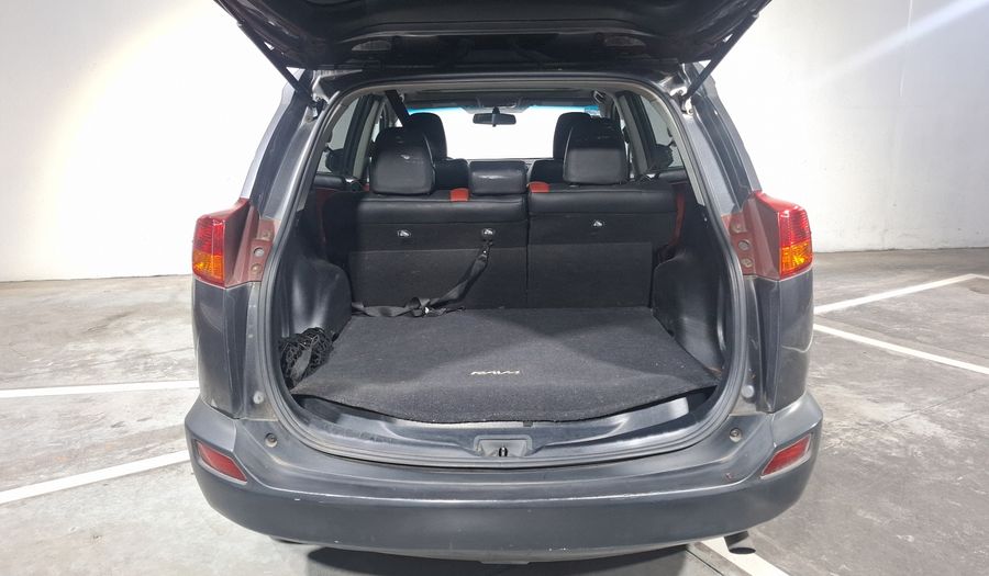 Toyota Rav4 2.5 XLE AT Suv 2013