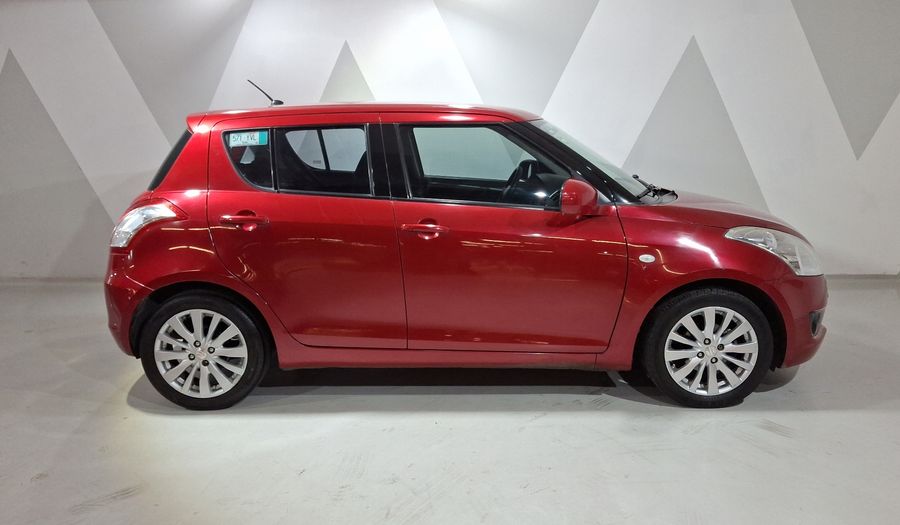 Suzuki Swift 1.4 GLS AT Hatchback 2013