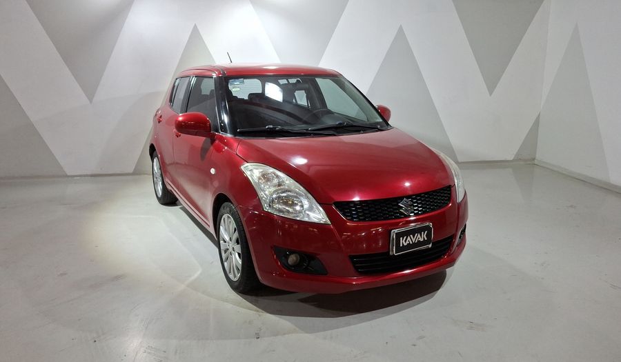 Suzuki Swift 1.4 GLS AT Hatchback 2013