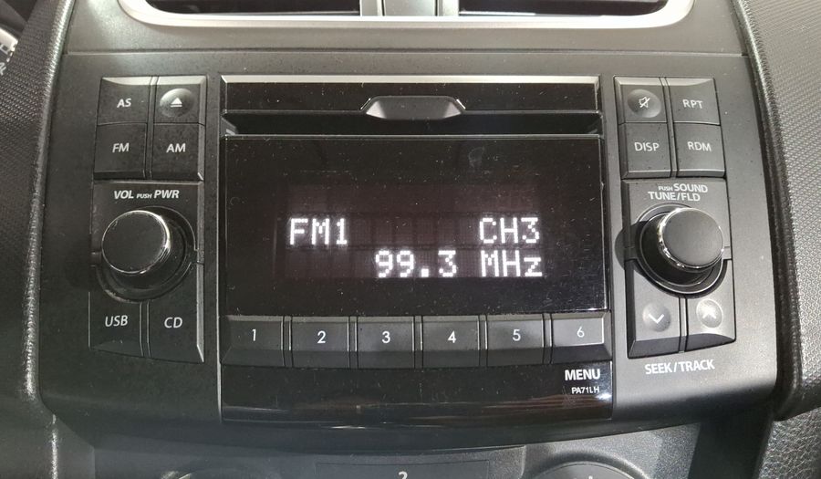 Suzuki Swift 1.4 GLS AT Hatchback 2013