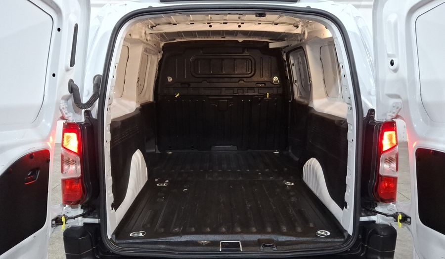 Peugeot Partner 1.2 PURETECH MAXI PACK Van 2024