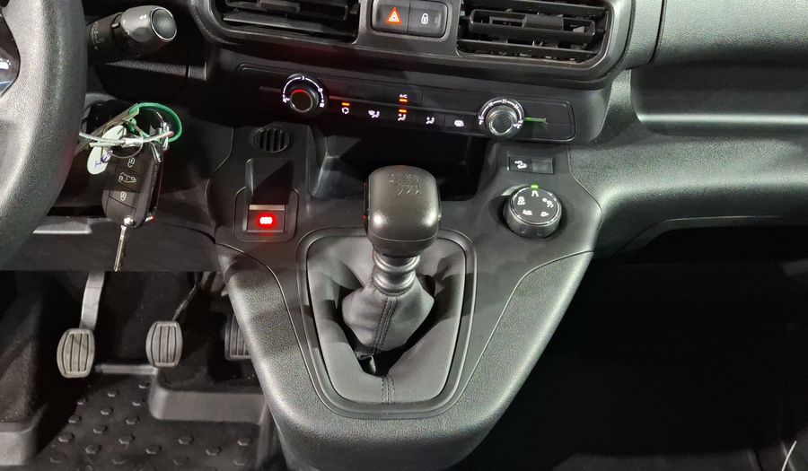 Peugeot Partner 1.2 PURETECH MAXI PACK Van 2024