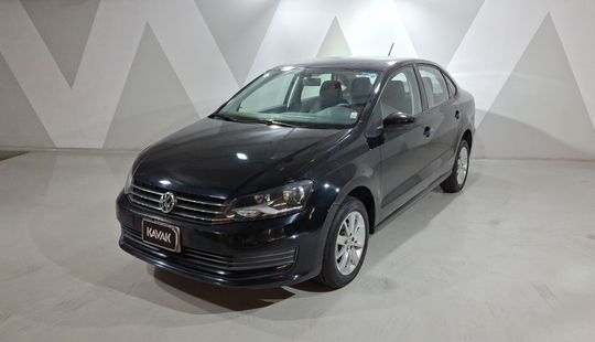 Volkswagen • Vento