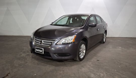 Nissan • Sentra