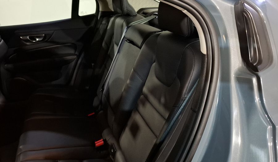 Volvo S60 2.0 B4 MHEV PLUS AUTO Sedan 2023