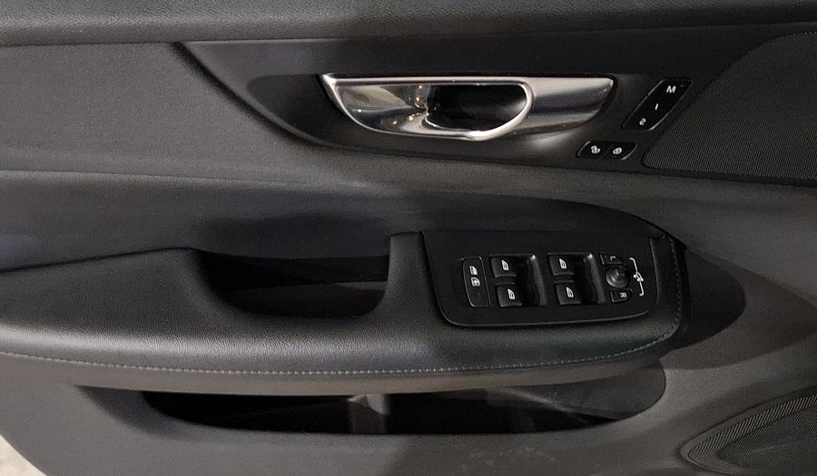 Volvo S60 2.0 B4 MHEV PLUS AUTO Sedan 2023