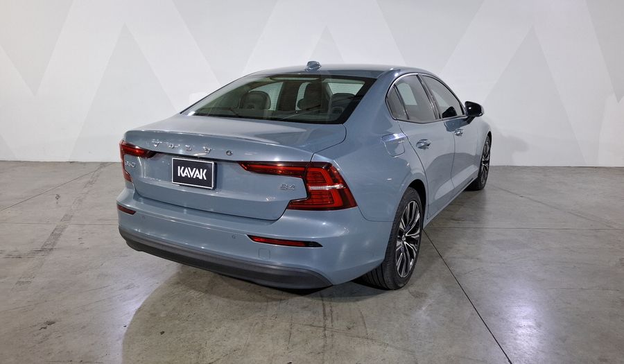 Volvo S60 2.0 B4 MHEV PLUS AUTO Sedan 2023