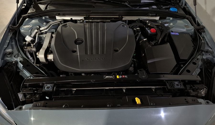 Volvo S60 2.0 B4 MHEV PLUS AUTO Sedan 2023