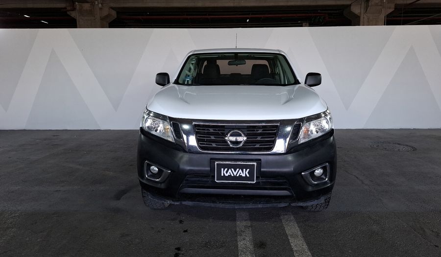 Nissan Np300 2.5 DOBLE CABINA SE AC PAQ SEG Pickup 2020
