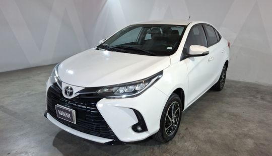 Toyota • Yaris
