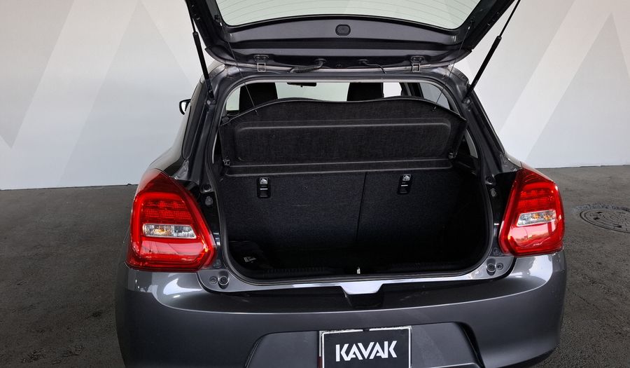 Suzuki Swift 1.2 GLX CVT Hatchback 2020