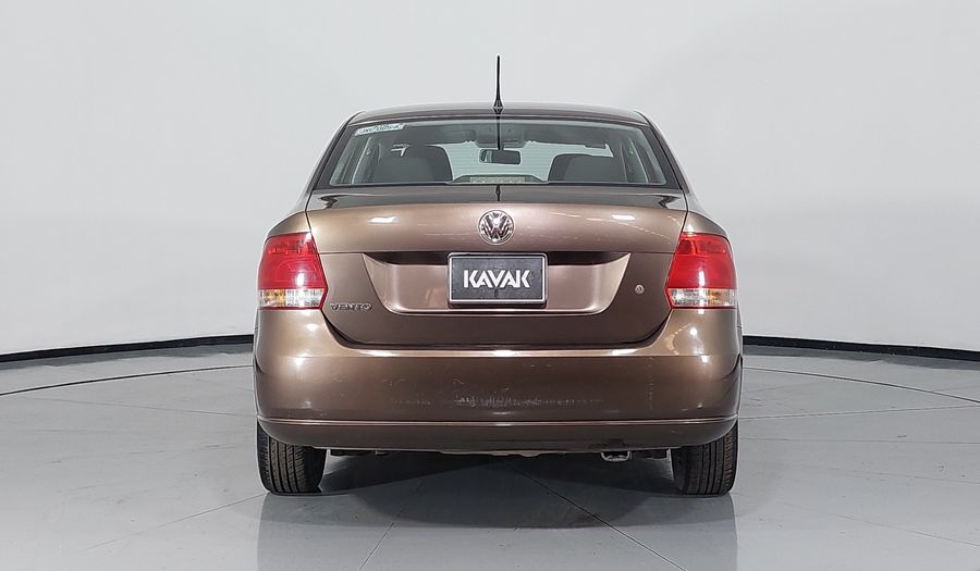 Volkswagen Vento 1.6 ACTIVE TIPTRONIC Sedan 2015