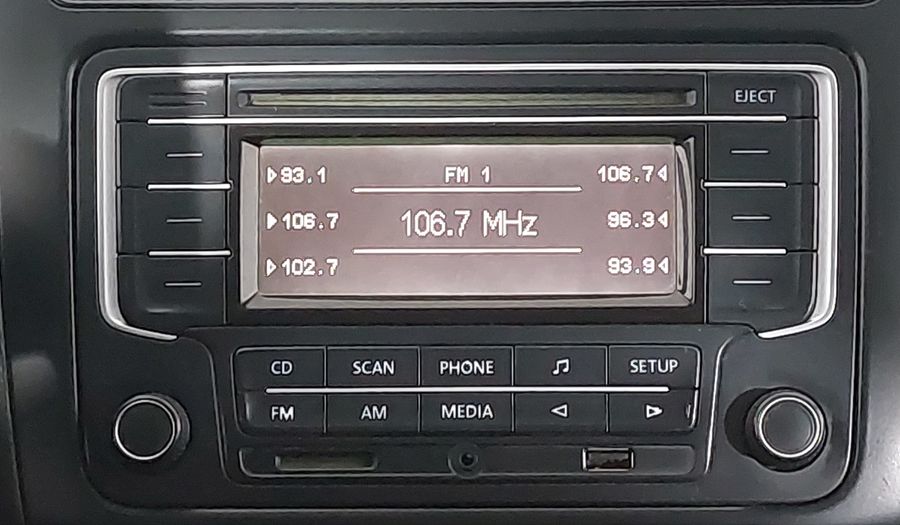 Volkswagen Vento 1.6 ACTIVE TIPTRONIC Sedan 2015