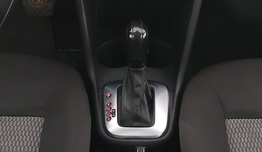 Volkswagen Vento 1.6 ACTIVE TIPTRONIC Sedan 2015