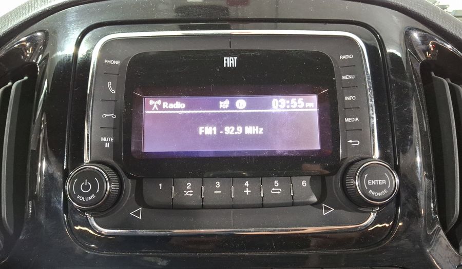 Fiat Uno 1.4 SPORTING Hatchback 2019