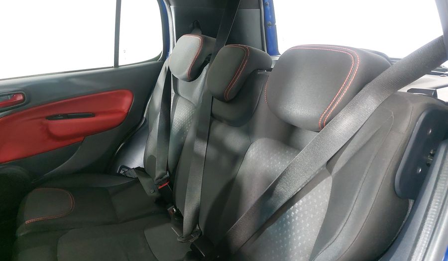 Fiat Uno 1.4 SPORTING Hatchback 2016