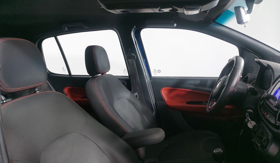 Fiat Uno 1.4 SPORTING Hatchback 2016