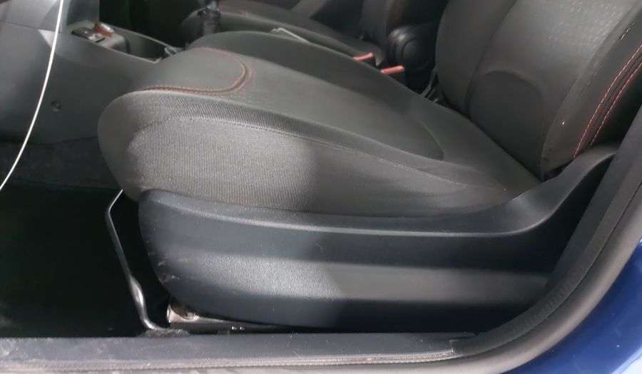 Fiat Uno 1.4 SPORTING Hatchback 2016