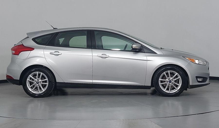 Ford Focus 2.0 SE AUTO Hatchback 2017