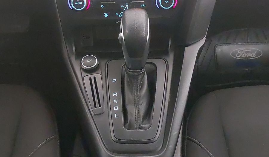 Ford Focus 2.0 SE AUTO Hatchback 2017