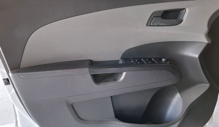 Chevrolet Sonic 1.6 LT Hatchback 2016