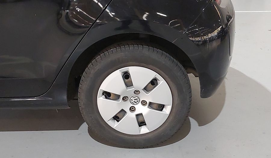 Volkswagen Up MPI MOVE UP Hatchback 2015