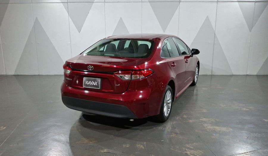 Toyota Corolla 2.0 LE CVT Sedan 2024