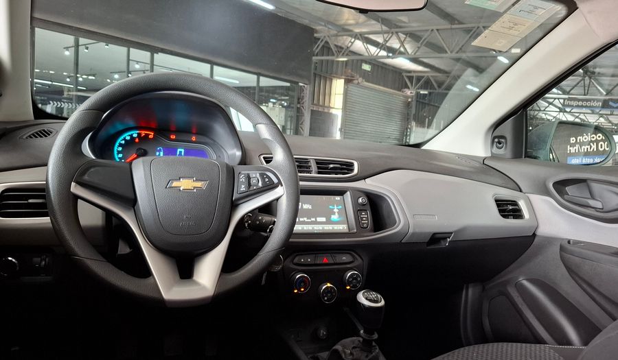 Chevrolet Onix 1.4 LT Hatchback 2016