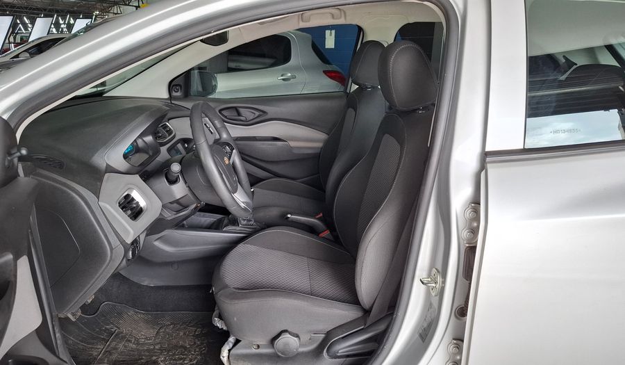 Chevrolet Onix 1.4 LT Hatchback 2016