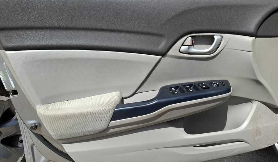 Honda Civic 1.8 I-VTEC LXS AUTO Sedan 2015