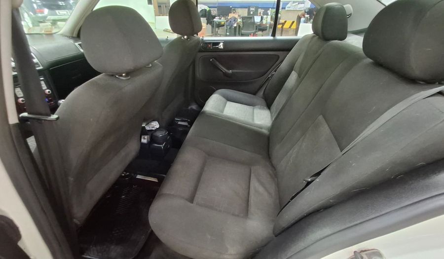 Volkswagen Bora 2.0 TRENDLINE SKY Sedan 2012