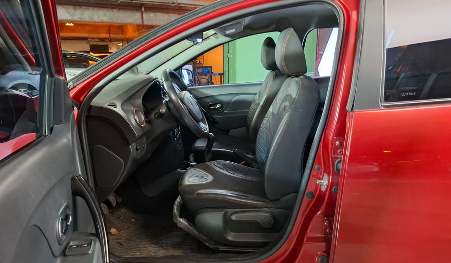 Renault Sandero Stepway 1.6 STEPWAY PRIVILEGE Hatchback 2019