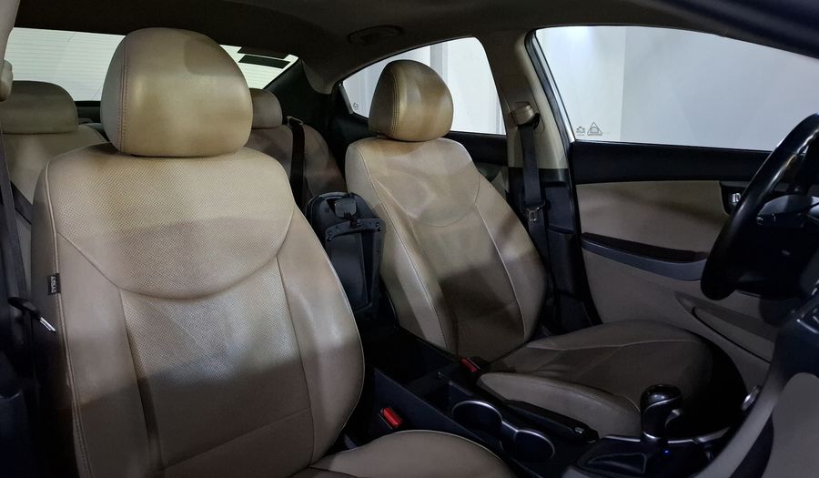 Hyundai Elantra 1.8 LIMITED TECH AT Sedan 2015