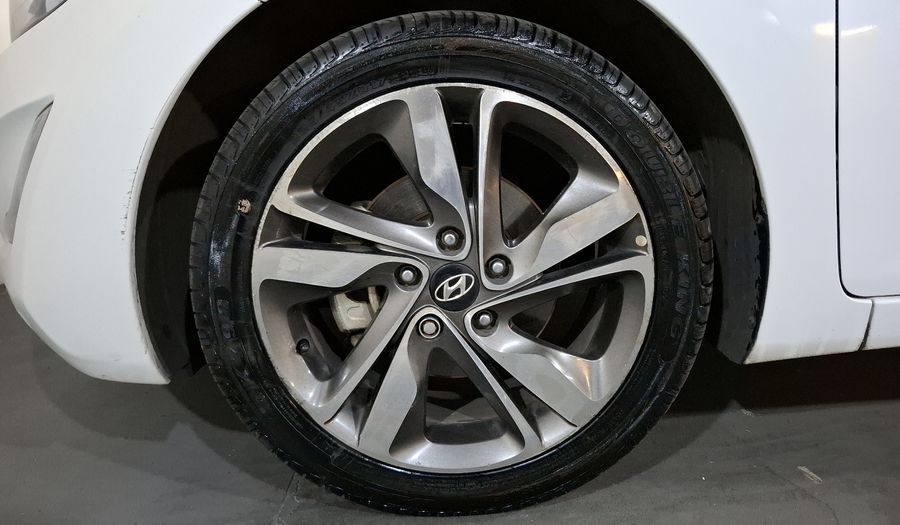 Hyundai Elantra 1.8 LIMITED TECH AT Sedan 2015