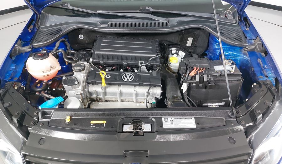 Volkswagen Polo 1.6 STARTLINE AUTO Hatchback 2020