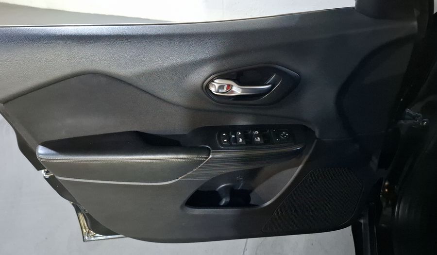 Jeep Cherokee 2.4 LATITUDE Suv 2015