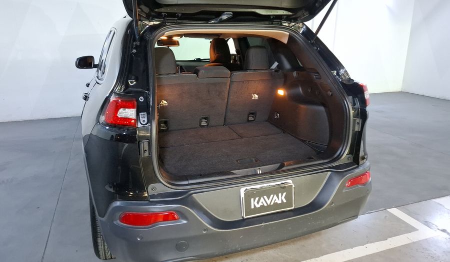 Jeep Cherokee 2.4 LATITUDE Suv 2015