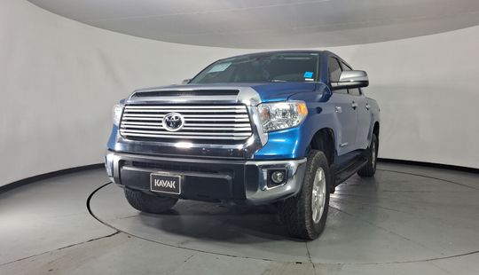 Toyota • Tundra