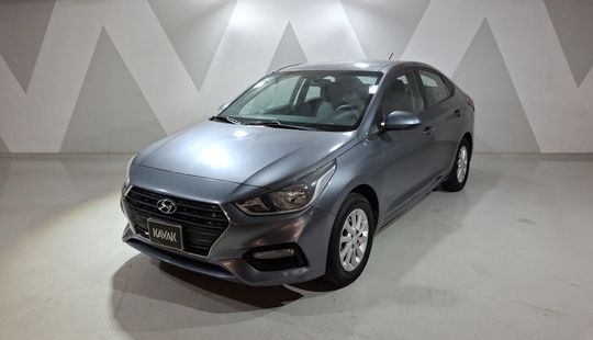 Hyundai • Accent