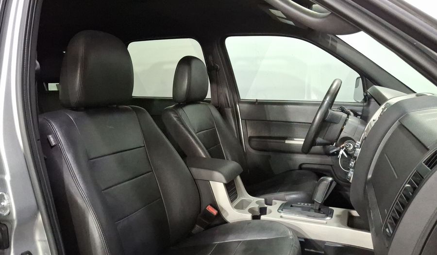 Ford Escape 2.5 XLT PIEL I4 AT Suv 2011
