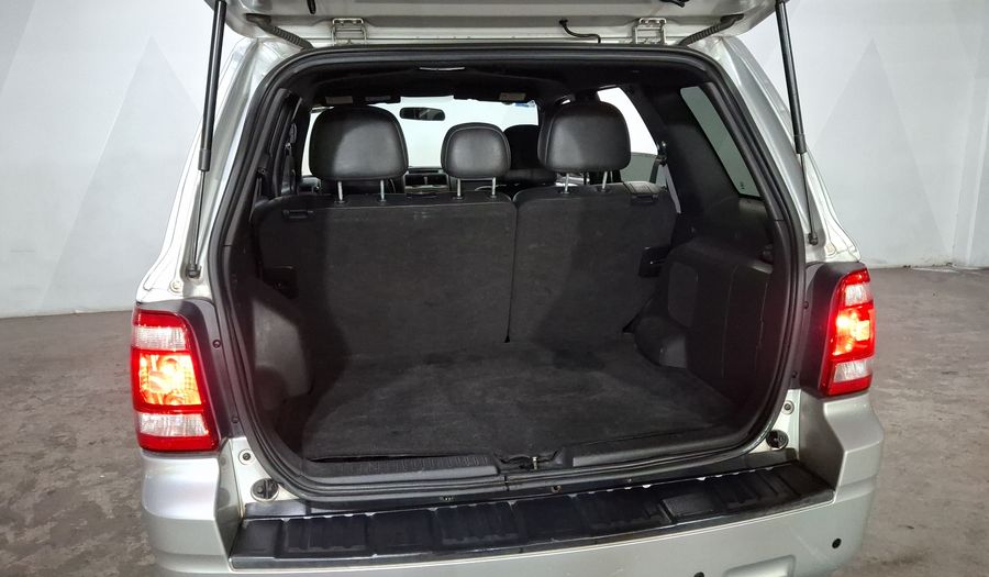 Ford Escape 2.5 XLT PIEL I4 AT Suv 2011