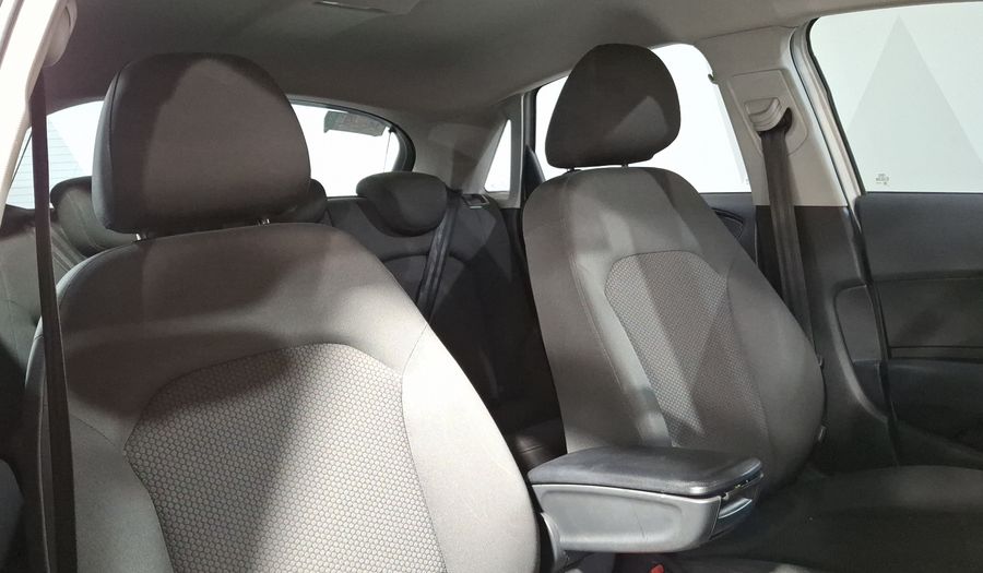 Audi A1 1.4 TFSI COOL S TRONIC Hatchback 2013