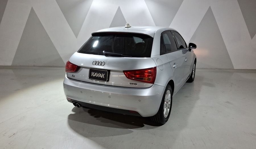 Audi A1 1.4 TFSI COOL S TRONIC Hatchback 2013
