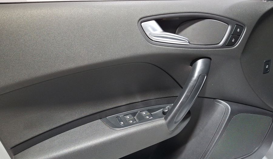 Audi A1 1.4 TFSI COOL S TRONIC Hatchback 2013