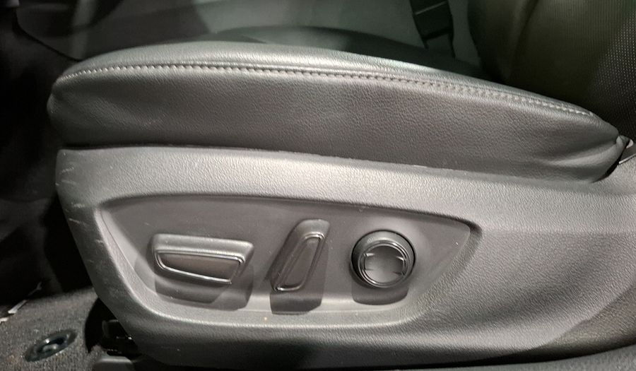 Toyota Camry 2.5 XLE AUTO Sedan 2021