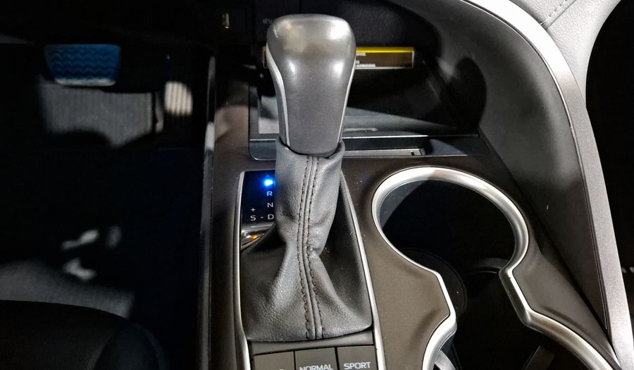 Toyota Camry 2.5 XLE AUTO Sedan 2021