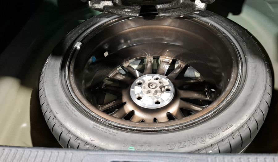 Toyota Camry 2.5 XLE AUTO Sedan 2021